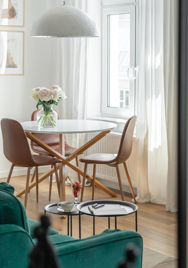 All For Sophie Apartments - Z Palarnia Kawy I Pracownia Artystyczna W Kamienicy - Art & Coffee In Historic Building กดัญสก์ ภายนอก รูปภาพ